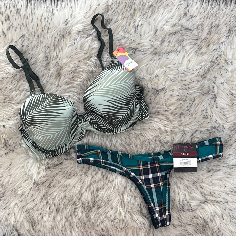NWT Palm Print Bra and Plaid Thong Set
